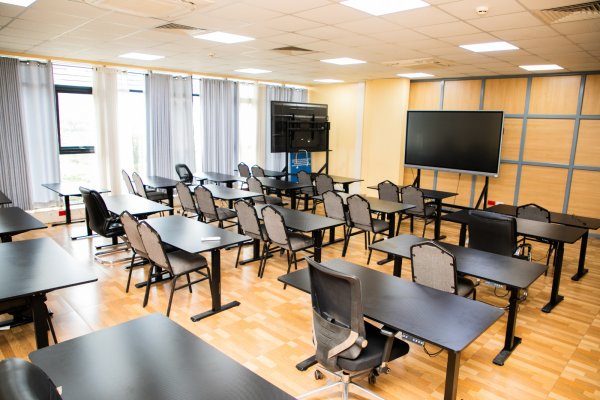 TRAINING ROOM 4